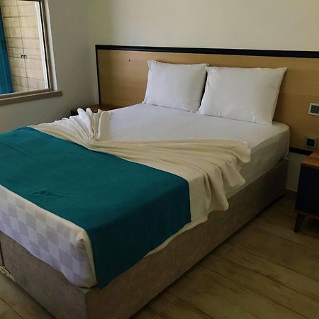 Gulluk Urga Butik Otel & Restaurant מראה חיצוני תמונה